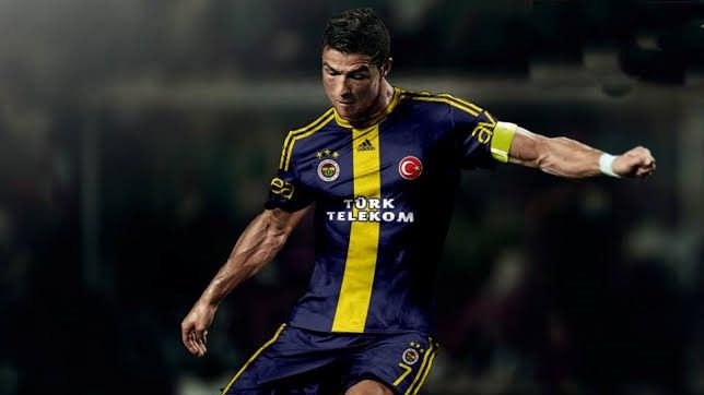 Cristiano Ronaldo Ve Fenerbahçe: Transfer Söylentilerinin Ardındaki Gerçekler Cristiano Ronaldo Ve Fenerbahçe: Transfer Söylentilerinin Ardındaki Gerçekler