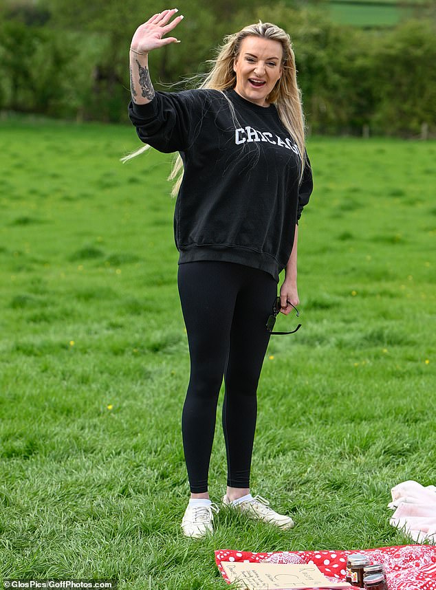 Daisy May Cooper Shows Off Huge Diamond Engagement Ring Daisy May Cooper Shows Off Huge Diamond Engagement Ring