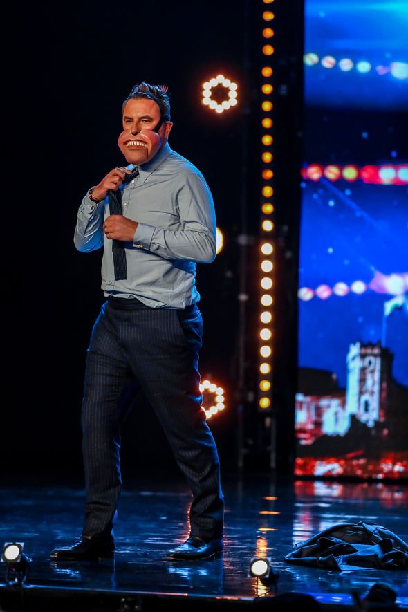 David Walliams Vs. Simon Cowell: A Britain's Got Talent Showdown David Walliams Vs. Simon Cowell: A Britain's Got Talent Showdown