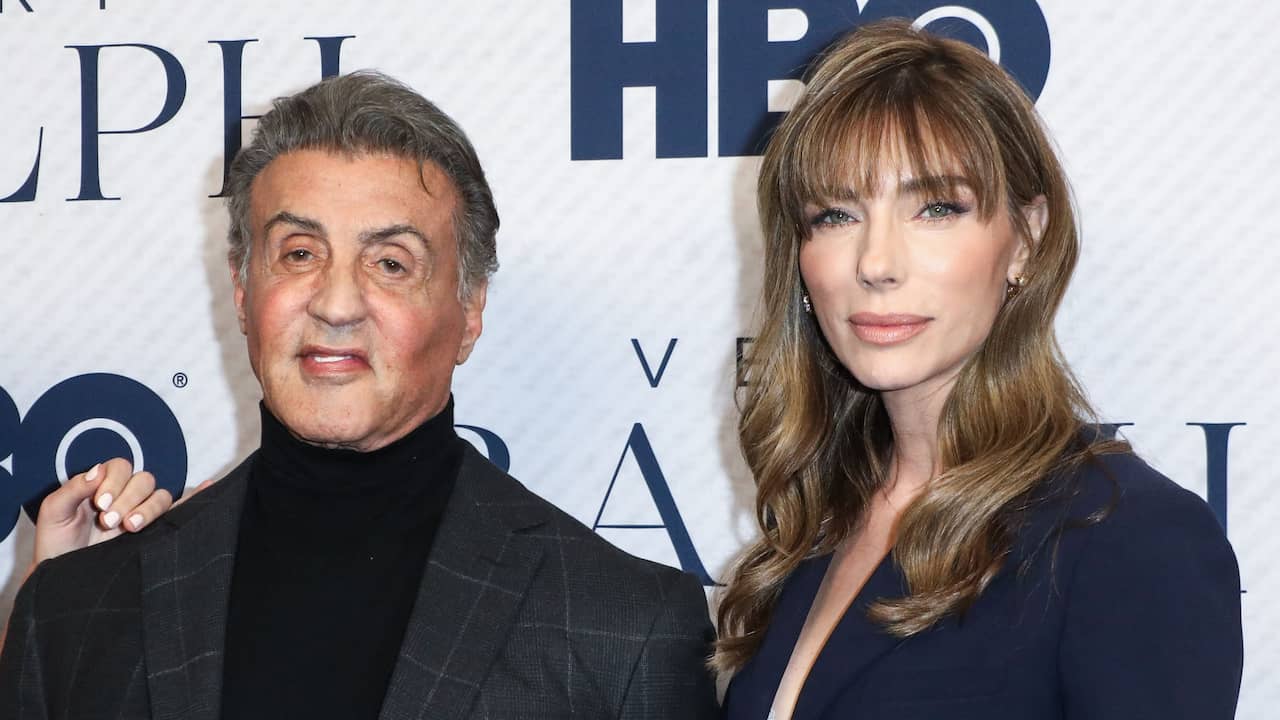 De Schoonheid Van Sylvester Stallones Dochter: Foto Gaat Viraal De Schoonheid Van Sylvester Stallones Dochter: Foto Gaat Viraal