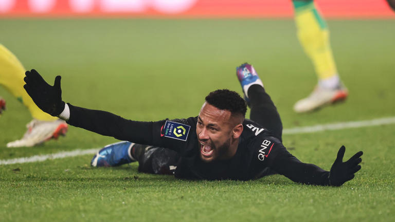 Dean Huijsen: Arsenal, Chelsea, And The Fight For A Top Talent Dean Huijsen: Arsenal, Chelsea, And The Fight For A Top Talent