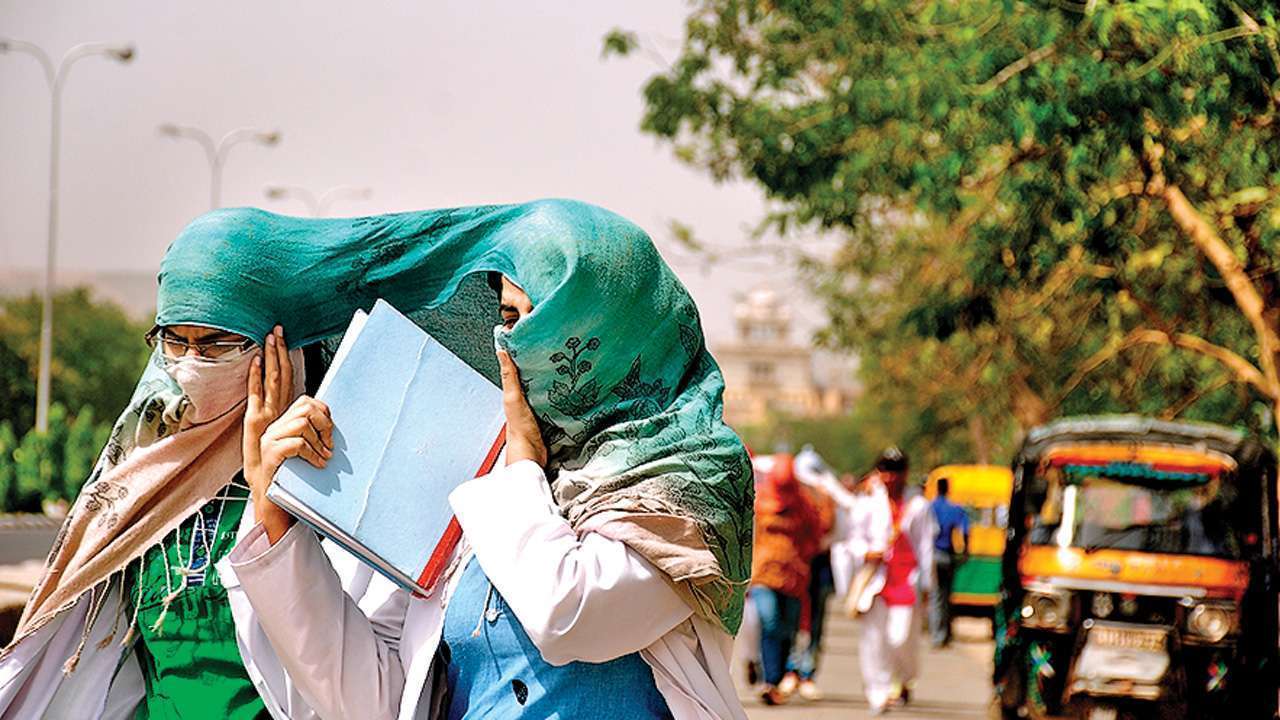Delhi Heatwave: Government Issues Advisory, Warns Of Heatstroke Delhi Heatwave: Government Issues Advisory, Warns Of Heatstroke