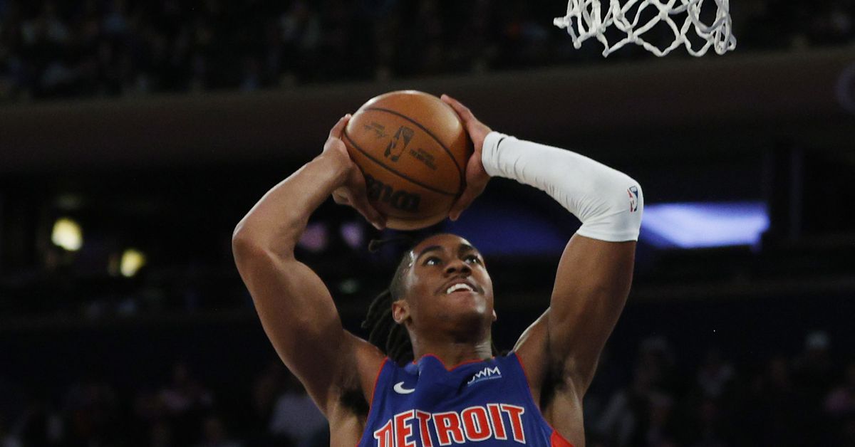 Detroit Pistons Crew Chief Admits Error In Final Seconds Against Knicks Detroit Pistons Crew Chief Admits Error In Final Seconds Against Knicks