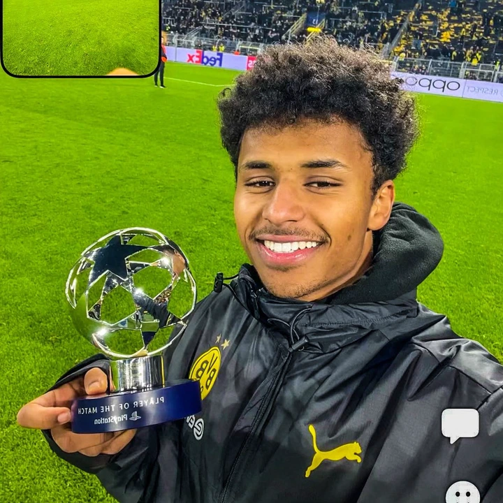 DFB-Star Adeyemi: Stilsicher In Dortmund DFB-Star Adeyemi: Stilsicher In Dortmund