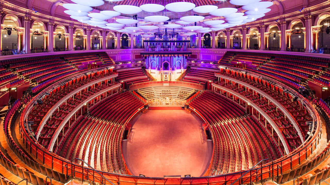 Diana Ross: Royal Albert Hall 1973 - A Timeless Concert Experience Diana Ross: Royal Albert Hall 1973 - A Timeless Concert Experience