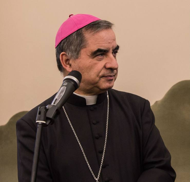 Dichiarazioni Ufficiali: Papa Francesco E Le Dimissioni Del Cardinale Becciu