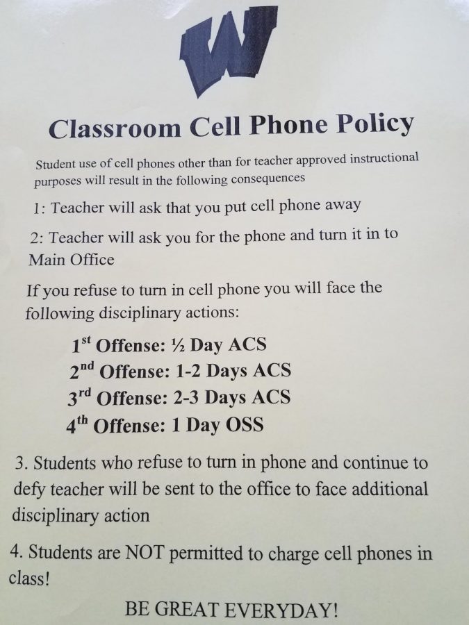 District-Wide Cell Phone Policy Announced By DMPS For Upcoming School Year District-Wide Cell Phone Policy Announced By DMPS For Upcoming School Year