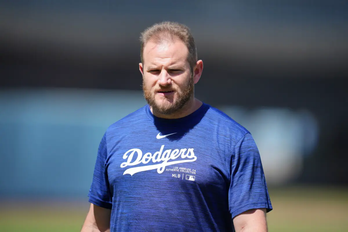 Dodgers' Max Muncy: A Hypothetical Conversation With His Alternate Self Dodgers' Max Muncy: A Hypothetical Conversation With His Alternate Self