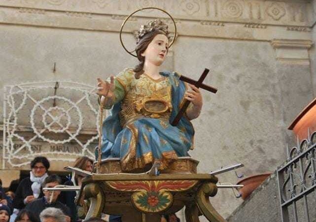 Domenica 25 Maggio: Almanacco, Eventi Storici, Compleanni E Proverbio Domenica 25 Maggio: Almanacco, Eventi Storici, Compleanni E Proverbio