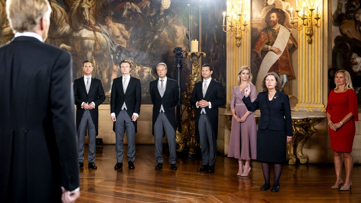 Dutch Minister Refuses To Approve Royal Decorations For Asylum Helpers Dutch Minister Refuses To Approve Royal Decorations For Asylum Helpers