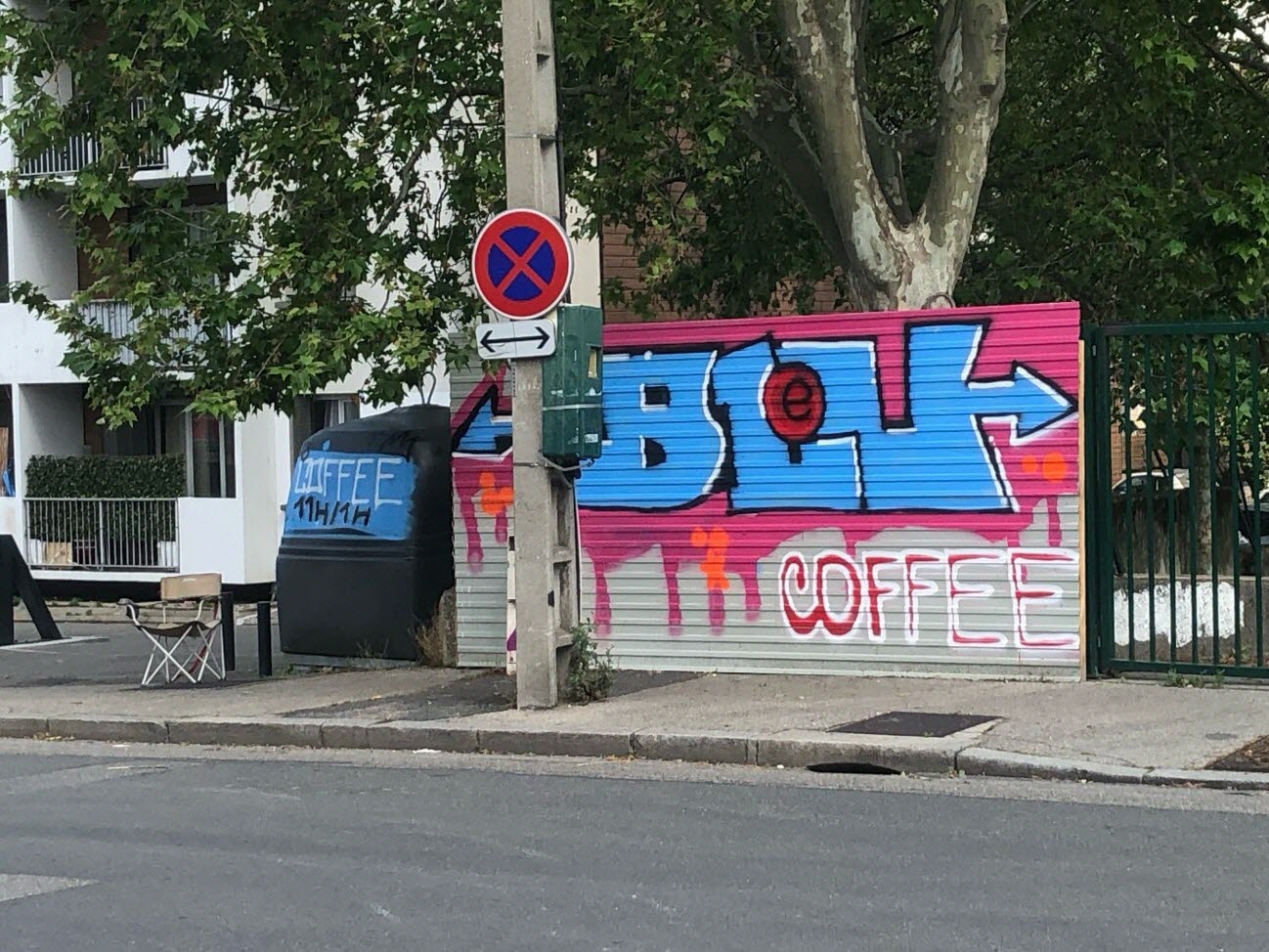 École Maternelle De Saint-Ouen: Transfert Envisagé Face À Un Point De Deal À Proximité École Maternelle De Saint-Ouen: Transfert Envisagé Face À Un Point De Deal À Proximité