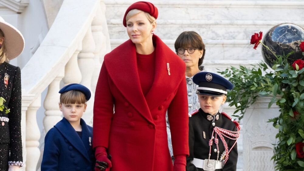 El Estilo Otoñal De Charlene De Mónaco: Cómo Llevar Lino Con Elegancia El Estilo Otoñal De Charlene De Mónaco: Cómo Llevar Lino Con Elegancia