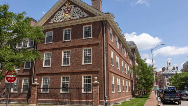 Elite Colleges Under Pressure: Increased Fundraising Amidst Trump-Era Funding Concerns Elite Colleges Under Pressure: Increased Fundraising Amidst Trump-Era Funding Concerns