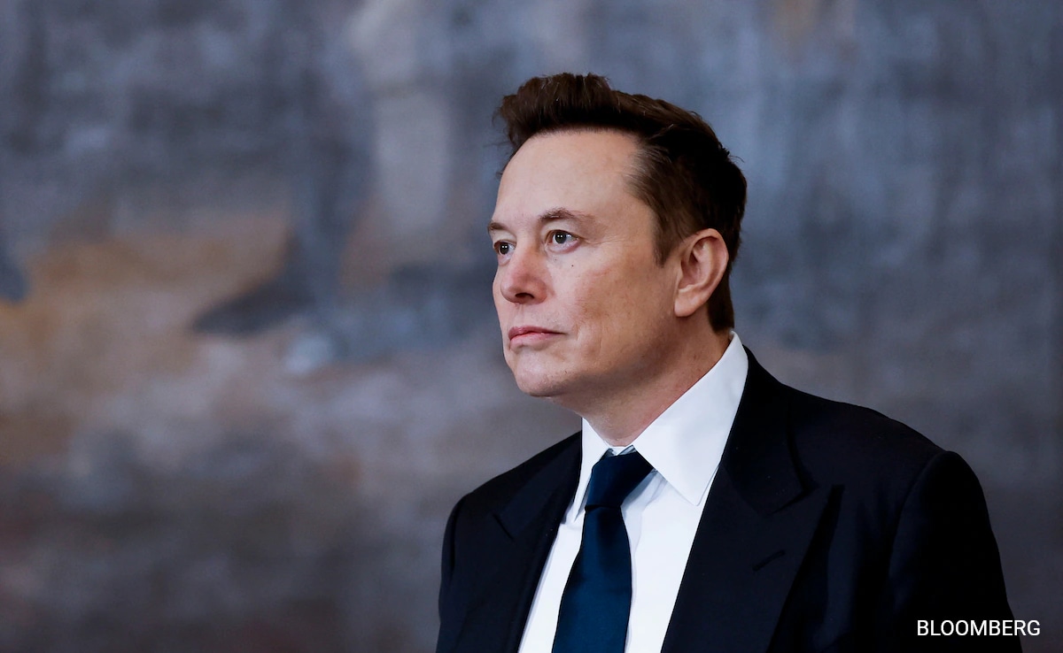 Elon Musk's Net Worth Falls Below $300 Billion: Tesla Troubles And Tariff Impacts Elon Musk's Net Worth Falls Below $300 Billion: Tesla Troubles And Tariff Impacts