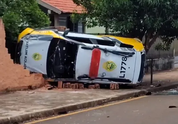 Emboscada Deixa Dois Policiais Feridos: Bandidos Atuam Com Audácia Emboscada Deixa Dois Policiais Feridos: Bandidos Atuam Com Audácia