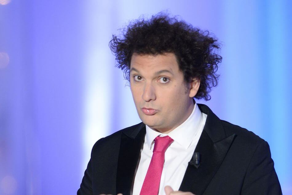 Éric Antoine : Un Nouveau Chapitre Après Le Divorce, Avec L'arrivée De Son Enfant Éric Antoine : Un Nouveau Chapitre Après Le Divorce, Avec L'arrivée De Son Enfant