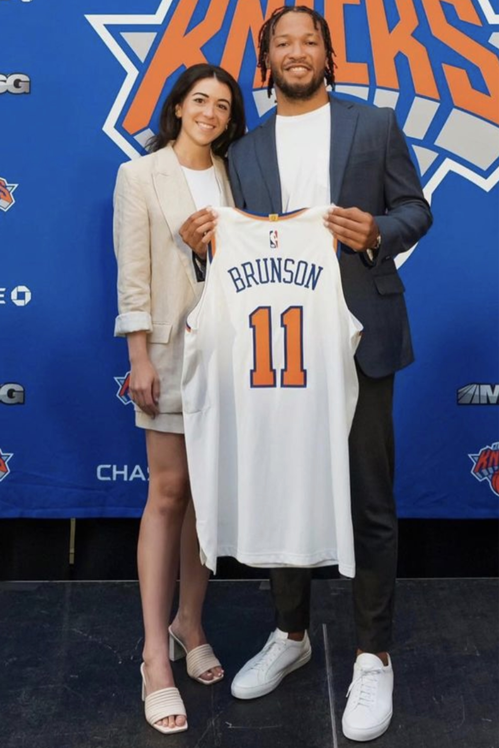 Exclusive: Knicks Fan Seeks To Replace Lady Liberty With Brunson's Face Exclusive: Knicks Fan Seeks To Replace Lady Liberty With Brunson's Face