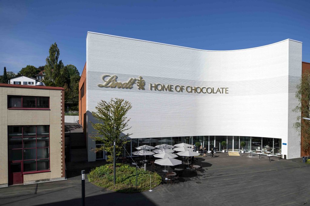 Experience The New Lindt Chocolate Paradise: A Central London Treat Experience The New Lindt Chocolate Paradise: A Central London Treat