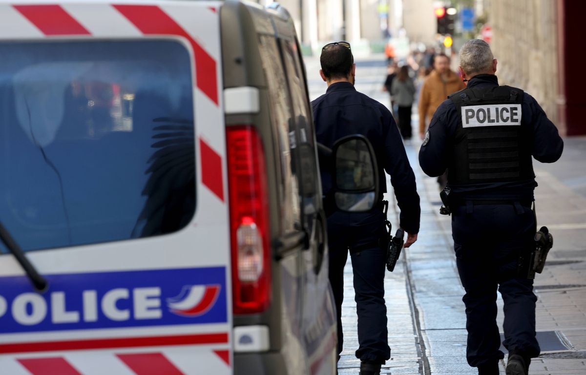 Expulsion OQTF : Deux Collégiens Et Leur Mère Séparés Pendant Les Vacances Expulsion OQTF : Deux Collégiens Et Leur Mère Séparés Pendant Les Vacances