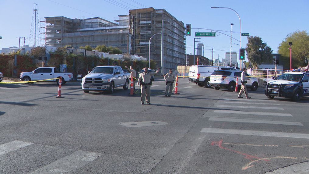 Extensive Police Deployment For Barricaded Individual In Las Vegas Arts District Extensive Police Deployment For Barricaded Individual In Las Vegas Arts District