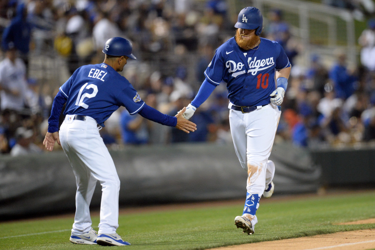 Extra Innings Decide Guardians-Royals Opener: Cleveland Wins