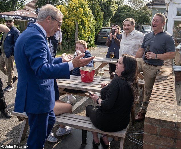 Farage Outperforms Starmer As Preferred Prime Minister In UK Constituencies Farage Outperforms Starmer As Preferred Prime Minister In UK Constituencies