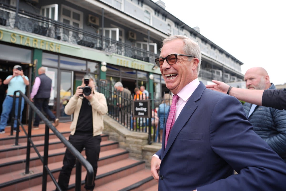 Farage Outpolls Starmer As Preferred Prime Minister In UK Constituencies Farage Outpolls Starmer As Preferred Prime Minister In UK Constituencies