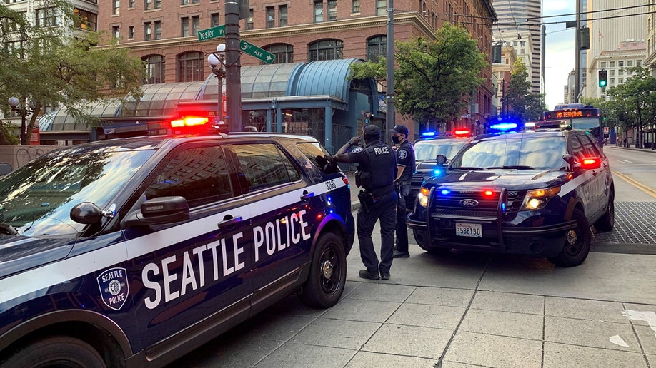 Fatal Pioneer Square Shooting Leaves Three Dead: Seattle Police Investigation Fatal Pioneer Square Shooting Leaves Three Dead: Seattle Police Investigation