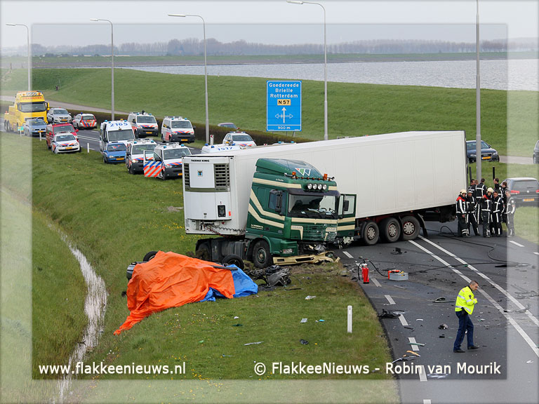 Fatale Crash A67: Venlose Man Overleden Na Aanrijding Met Drie Voertuigen Fatale Crash A67: Venlose Man Overleden Na Aanrijding Met Drie Voertuigen