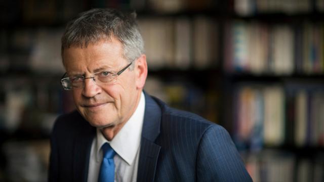 Faure Et Bouamrane: Un Match Âpre Au Sein Du PS Faure Et Bouamrane: Un Match Âpre Au Sein Du PS