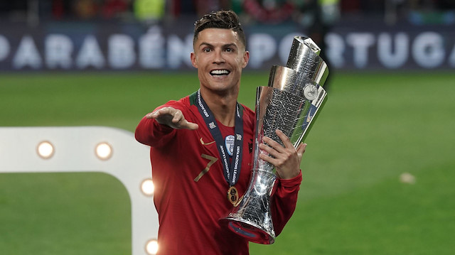 Fenerbahçelileri Heyecanlandıranlar: Ronaldo Portekiz Kampında Fenerbahçelileri Heyecanlandıranlar: Ronaldo Portekiz Kampında
