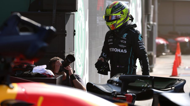 Ferrari Boss Condemns Lewis Hamilton's Unfair Comments Ferrari Boss Condemns Lewis Hamilton's Unfair Comments