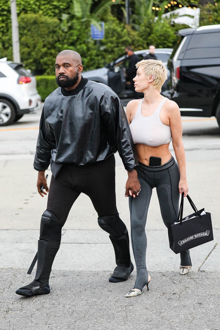 Following Breakup Claims, Kanye West And Bianca Censori Enjoy Dinner In Spain Following Breakup Claims, Kanye West And Bianca Censori Enjoy Dinner In Spain