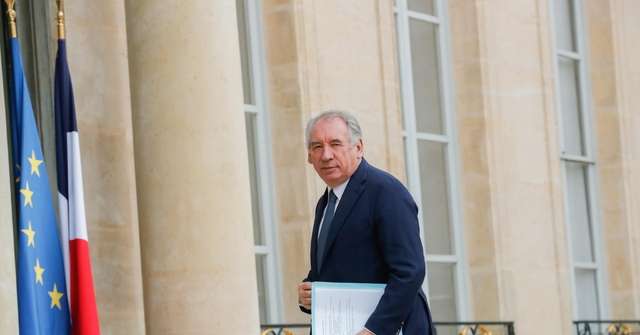 Francia: La Sfida Del Governo Bayrou Contro L'avanzata Di Le Pen Francia: La Sfida Del Governo Bayrou Contro L'avanzata Di Le Pen