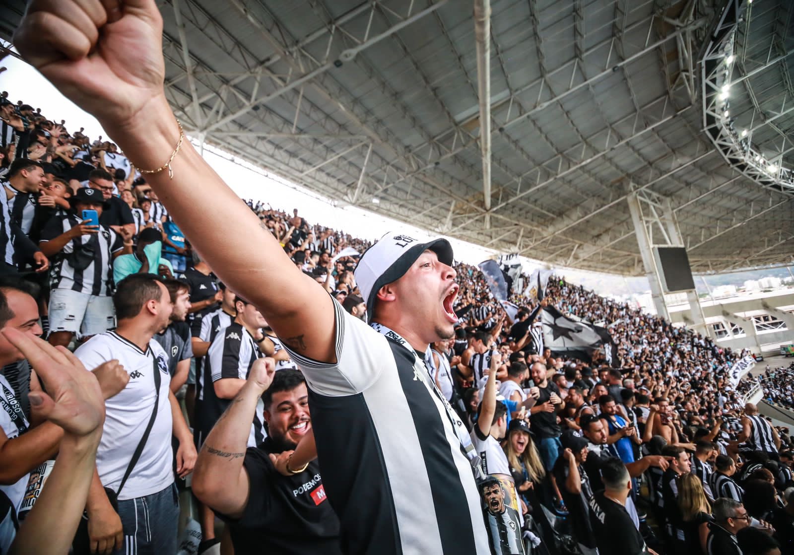 Futbolista Argentino Suspendido Un Mes En El Brasileirao: Detalles Del Incidente Futbolista Argentino Suspendido Un Mes En El Brasileirao: Detalles Del Incidente