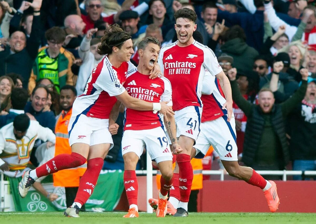 Gary Neville's PSG Vs Arsenal Prediction: Nervous Energy Expected Gary Neville's PSG Vs Arsenal Prediction: Nervous Energy Expected