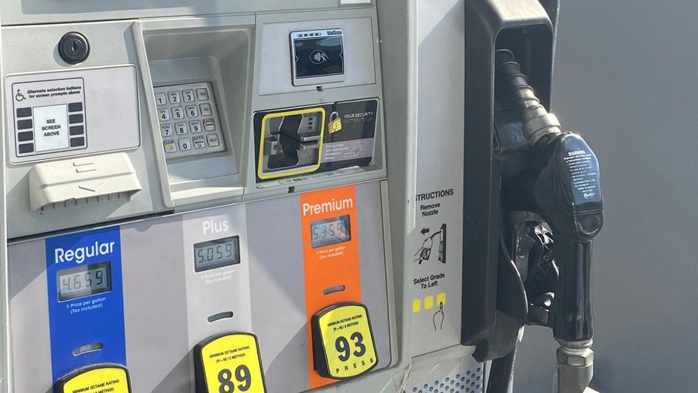 GasBuddy Update: Average Gasoline Prices Fall In Virginia GasBuddy Update: Average Gasoline Prices Fall In Virginia