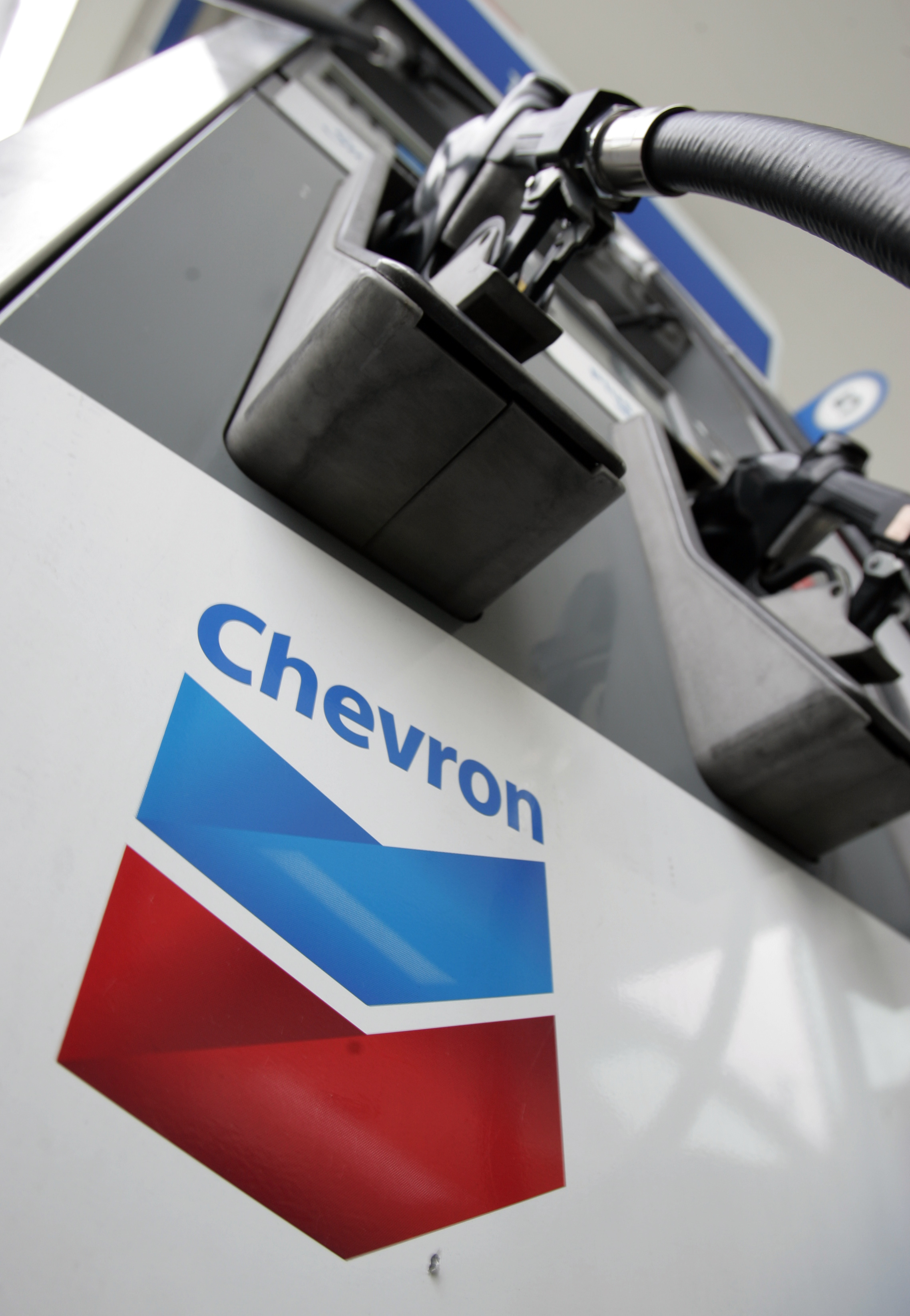 Gas Prices Dip To Lowest In Years For Memorial Day Weekend Gas Prices Dip To Lowest In Years For Memorial Day Weekend