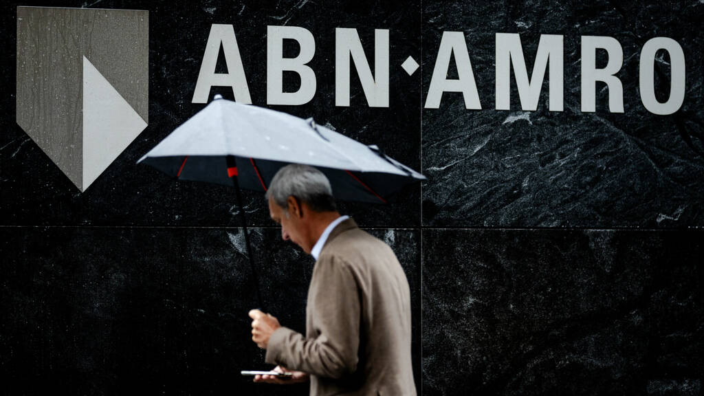 Groeiend Autobezit Drijft Occasionverkoop Bij ABN AMRO Omhoog Groeiend Autobezit Drijft Occasionverkoop Bij ABN AMRO Omhoog