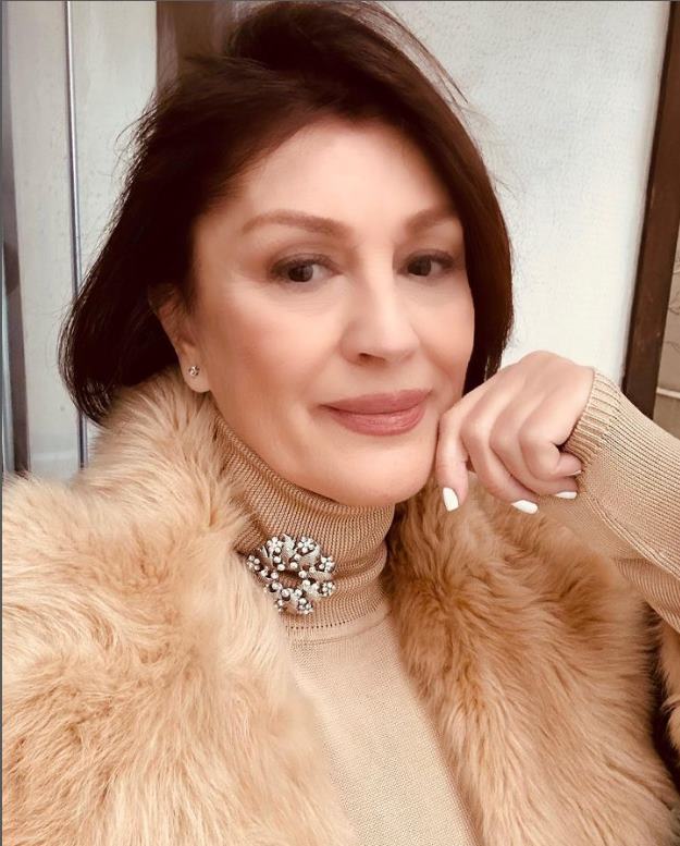 Gülşen Bubikoğlu'nun Son Hali: Yeşilçam Efsanesi Hala Güzelleşiyor Mu? Gülşen Bubikoğlu'nun Son Hali: Yeşilçam Efsanesi Hala Güzelleşiyor Mu?