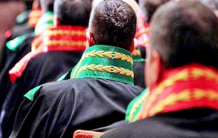 Hakkarideki Hakim Ve Savcıların İftar Yemeği Hakkarideki Hakim Ve Savcıların İftar Yemeği