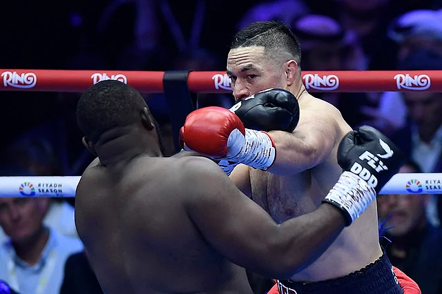 Heavyweight Battle: Parker Prepares For Bakole's Challenge Heavyweight Battle: Parker Prepares For Bakole's Challenge
