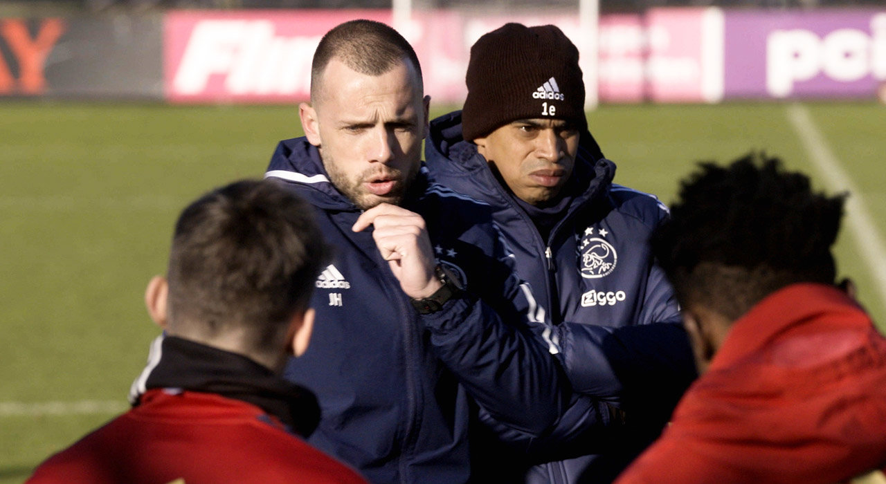 Heitinga Sterkste Kandidaat Voor Ajax Heitinga Sterkste Kandidaat Voor Ajax