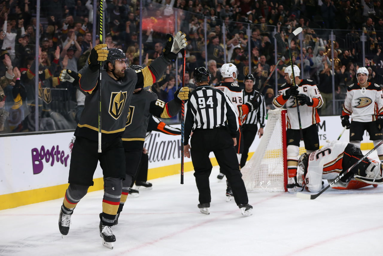 Hill's Stellar Performance: Golden Knights Top Blue Jackets Hill's Stellar Performance: Golden Knights Top Blue Jackets