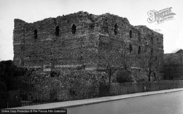 Historic Canterbury Castle Changes Hands For $705,499 Historic Canterbury Castle Changes Hands For $705,499