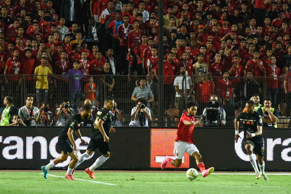 هل نجح فيراتي مع العربي بعد رحيله عن الأهلي المصري؟ هل نجح فيراتي مع العربي بعد رحيله عن الأهلي المصري؟