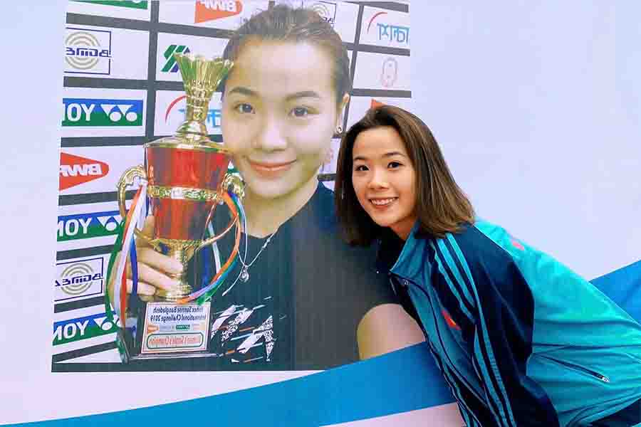 Hot Girl Cầu Lông Thùy Linh: Đối Thủ Đáng Gờm Tại Vòng 1 Swiss Open 2025 Hot Girl Cầu Lông Thùy Linh: Đối Thủ Đáng Gờm Tại Vòng 1 Swiss Open 2025