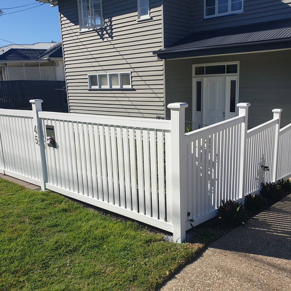 How To Build A Living Fence: A Complete Guide How To Build A Living Fence: A Complete Guide