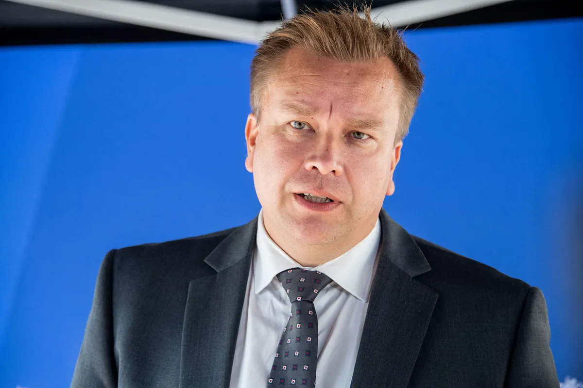 Huuhkajat-kaksikko Källman Ja Hoskonen Palaavat Suomeen Huuhkajat-kaksikko Källman Ja Hoskonen Palaavat Suomeen