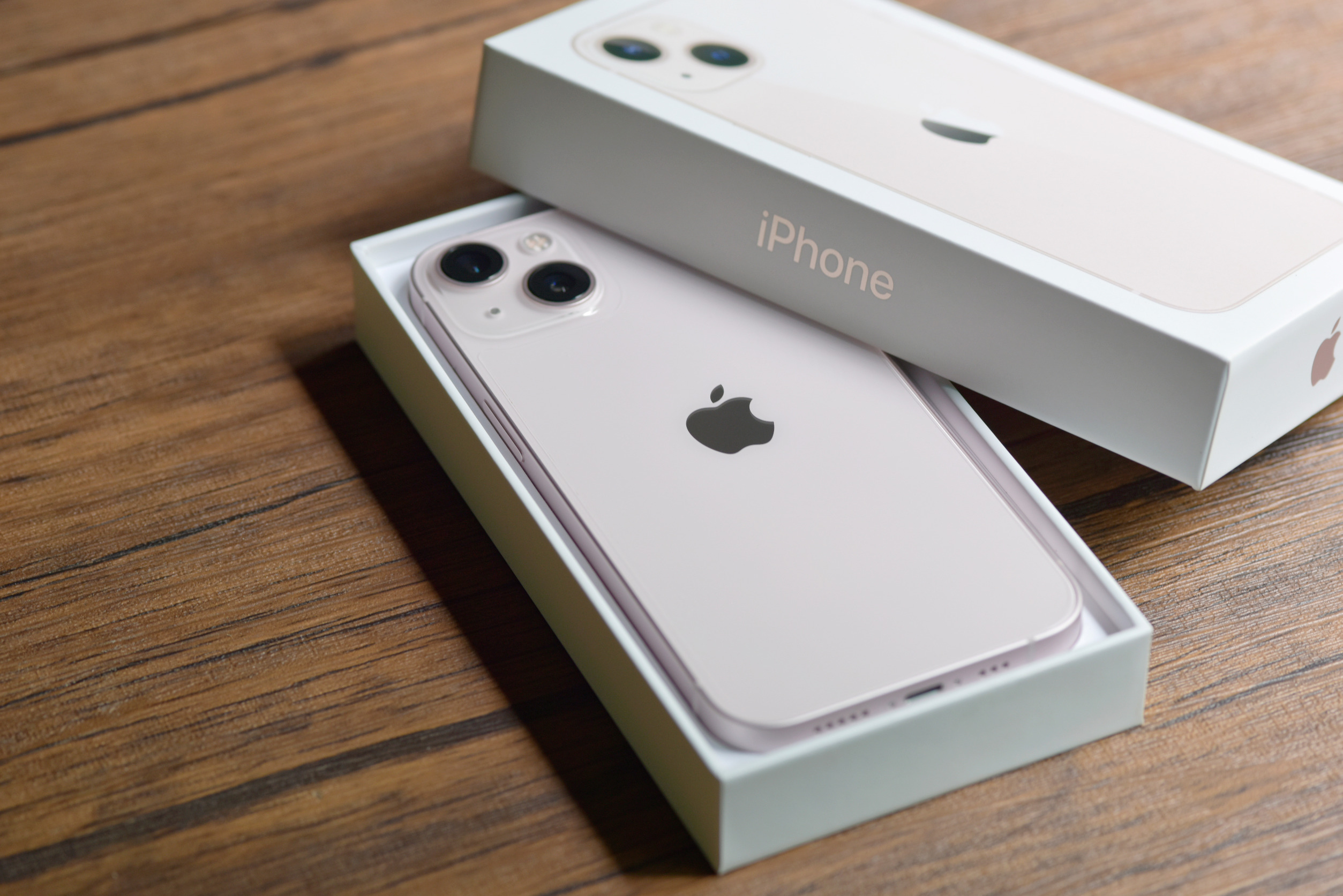 Investing In Apple Stock: Is It A Good Time To Buy? Investing In Apple Stock: Is It A Good Time To Buy?